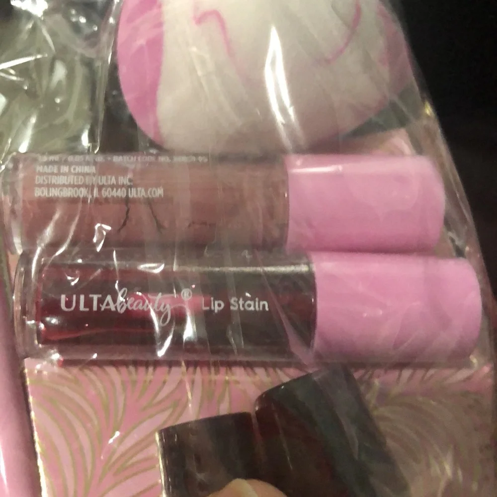 Ulta Beauty new set - Picture 3 of 6